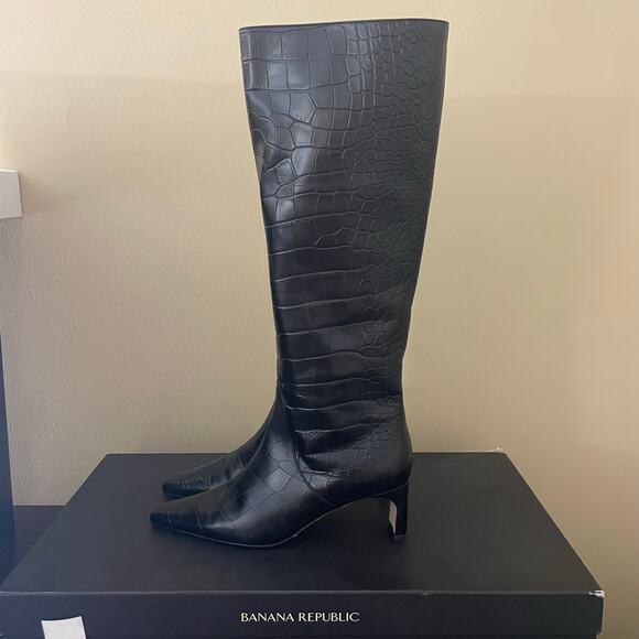 Banana Republic Black Vegan Tall Slouch - Picture 2 of 9